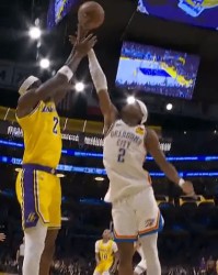 开云-范德比尔特造亚历山大三分犯规，雷霆挑战失败&amp;amp;结果三罚不中