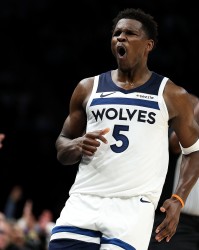 开云-阿里纳斯：华子配得上更多MVP讨论 他攻防出色&amp;进步体现在战绩上